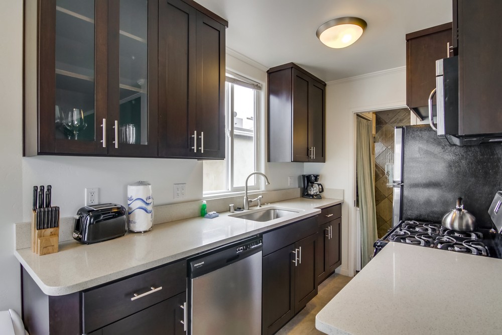 Virtual tour photo 22 of 34 for 807 Manhattan Ct