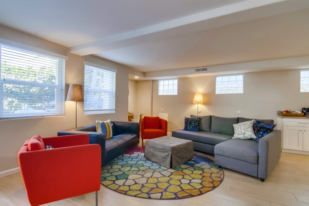 Virtual tour photo 12 of 39 for 807 Nahant Ct