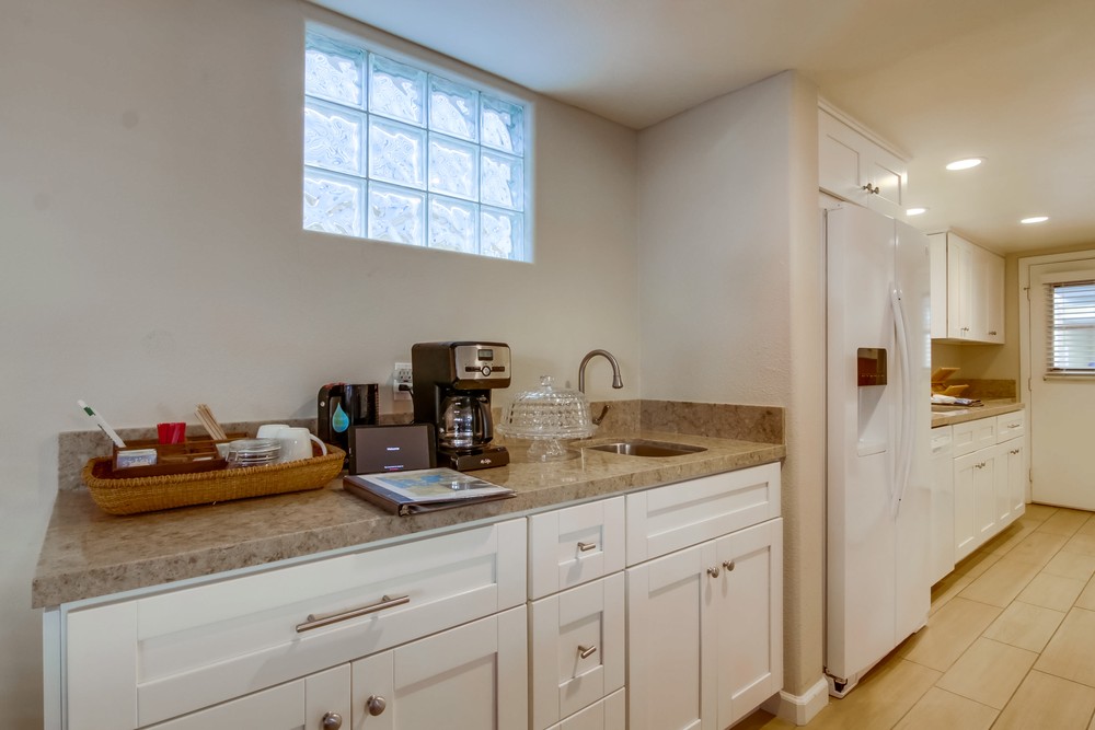 Virtual tour photo 18 of 39 for 807 Nahant Ct