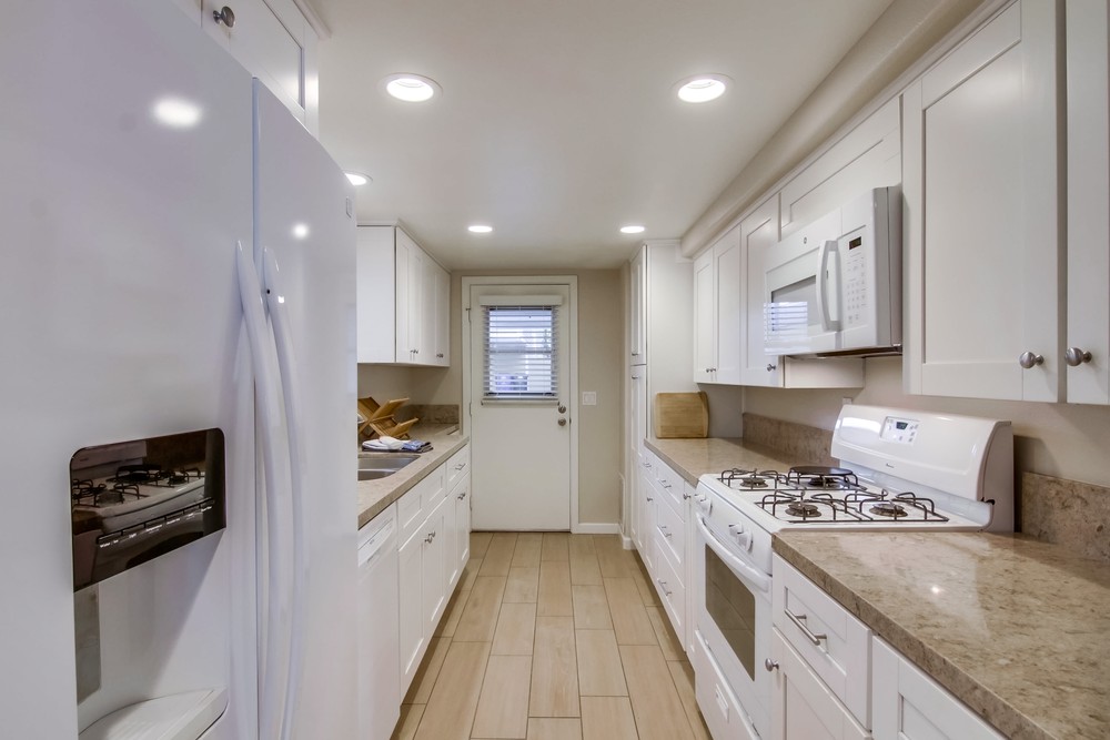 Virtual tour photo 19 of 39 for 807 Nahant Ct