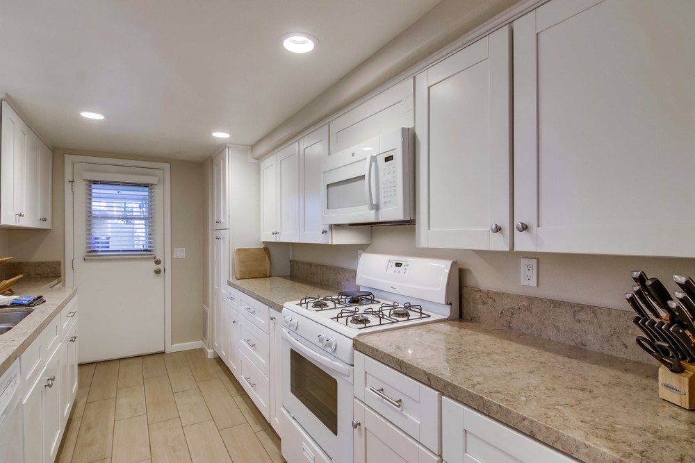 Virtual tour photo 20 of 39 for 807 Nahant Ct