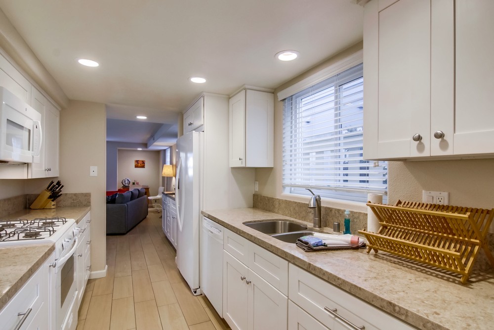 Virtual tour photo 23 of 39 for 807 Nahant Ct