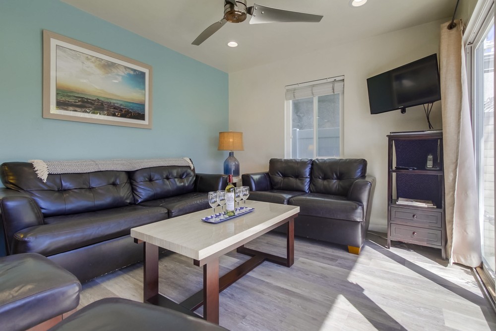 Virtual tour photo 13 of 52 for 808 Brighton Ct