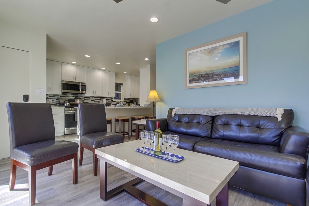 Virtual tour photo 14 of 52 for 808 Brighton Ct