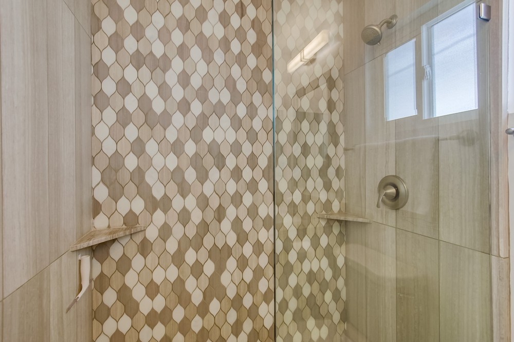 Virtual tour photo 37 of 52 for 808 Brighton Ct