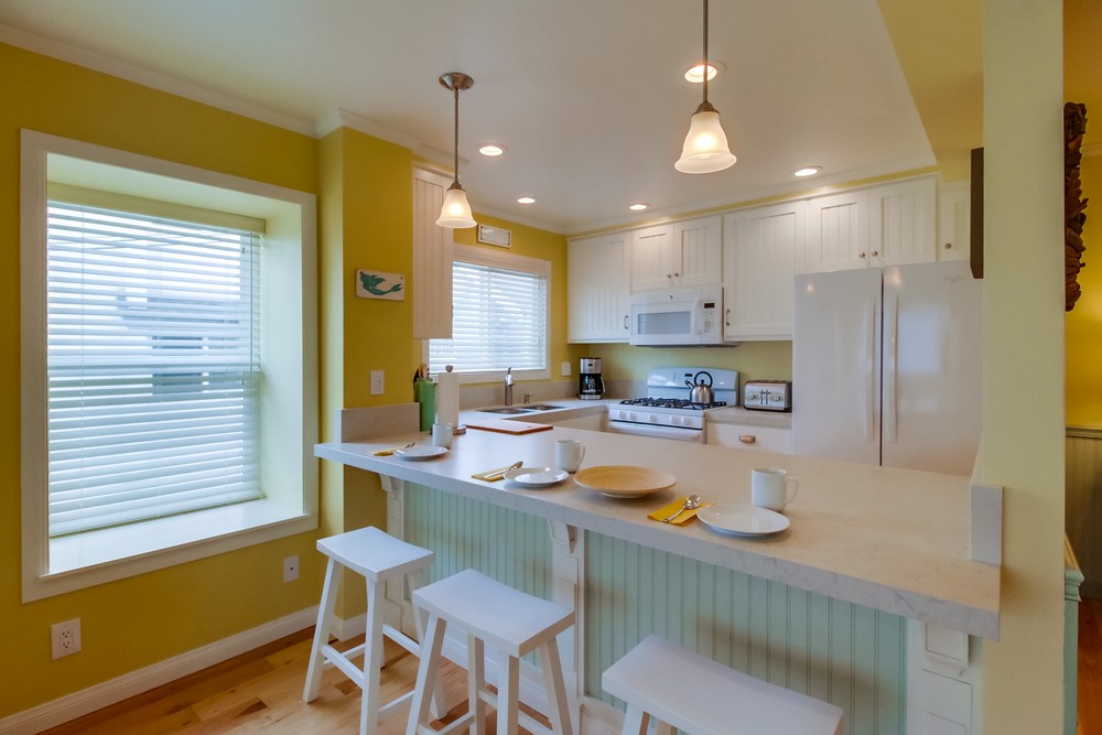 Virtual tour photo 10 of 41 for 808 Monterey Ct