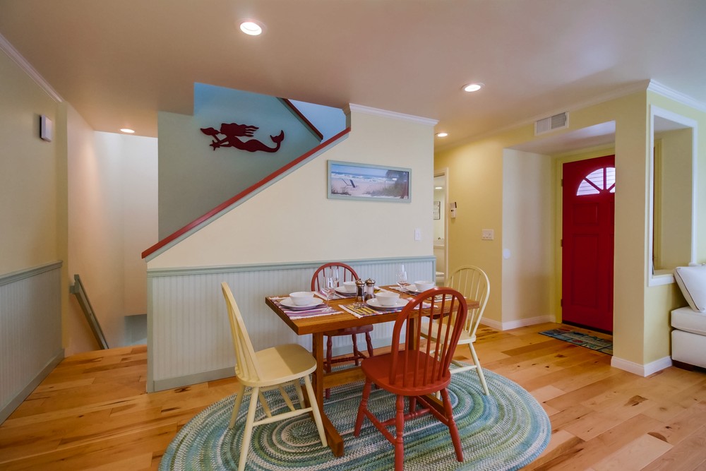 Virtual tour photo 13 of 41 for 808 Monterey Ct