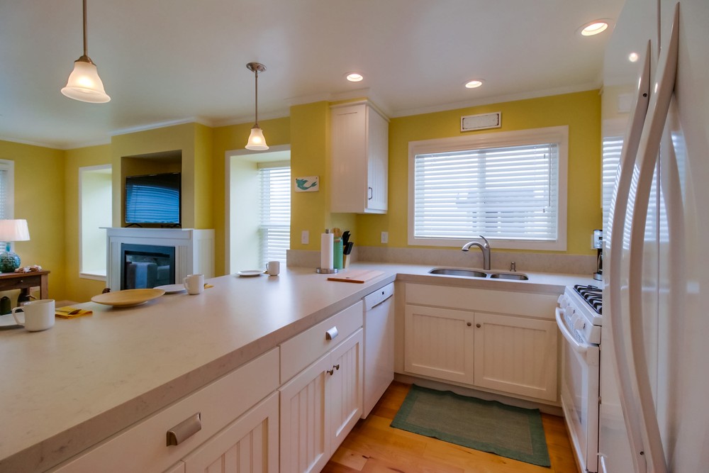 Virtual tour photo 16 of 41 for 808 Monterey Ct