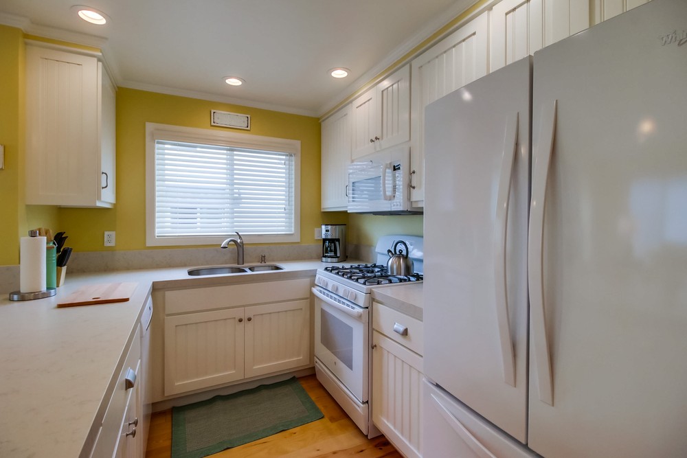 Virtual tour photo 17 of 41 for 808 Monterey Ct