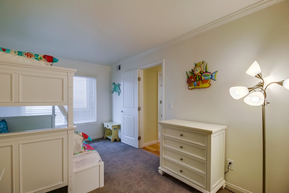 Virtual tour photo 22 of 41 for 808 Monterey Ct
