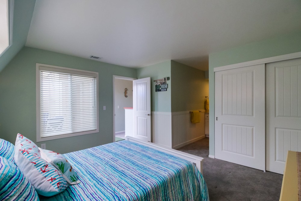Virtual tour photo 26 of 41 for 808 Monterey Ct