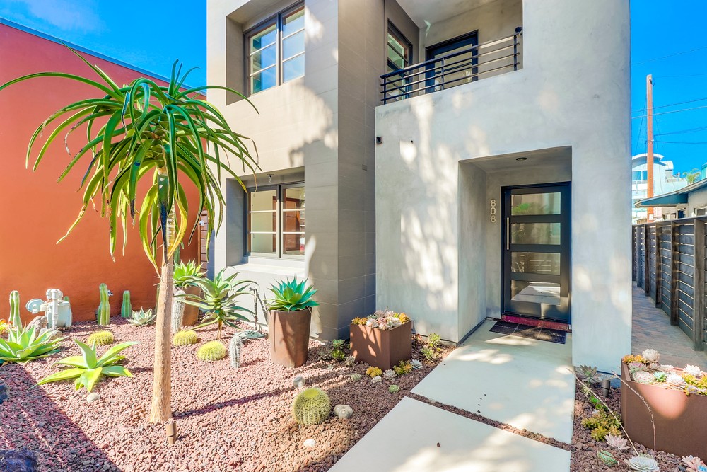 Virtual tour photo 6 of 61 for 808 Salem Ct