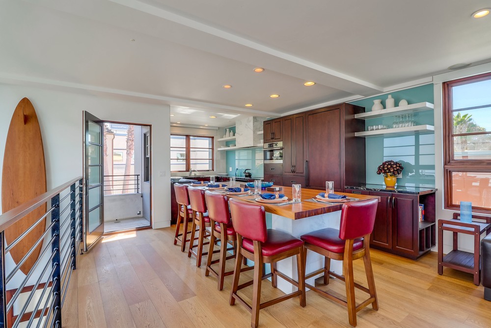 Virtual tour photo 15 of 61 for 808 Salem Ct
