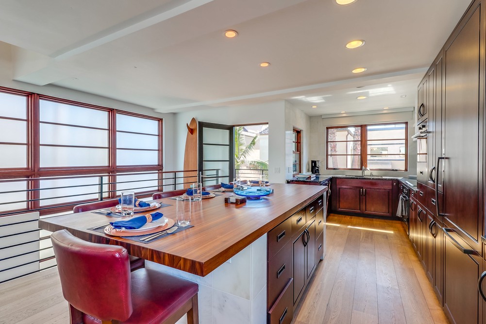 Virtual tour photo 18 of 61 for 808 Salem Ct