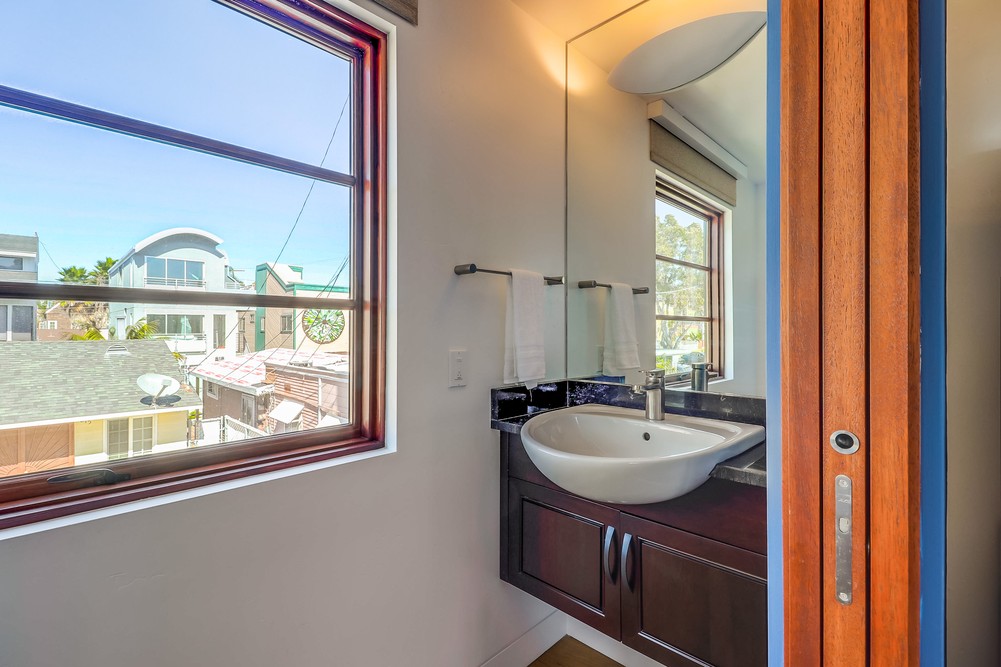 Virtual tour photo 25 of 61 for 808 Salem Ct