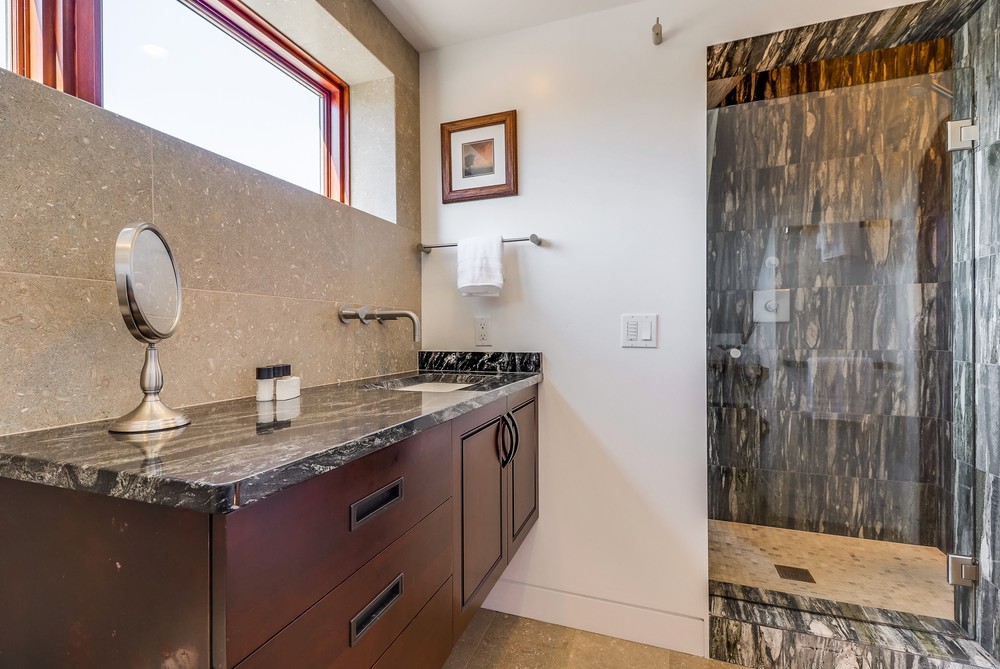 Virtual tour photo 40 of 61 for 808 Salem Ct