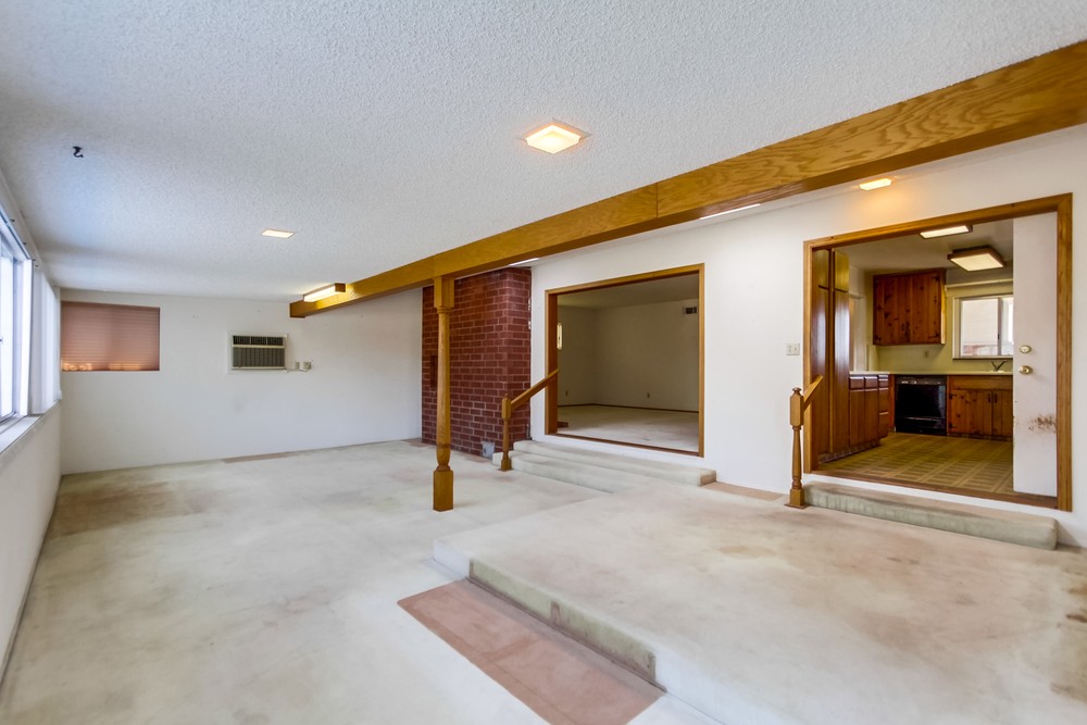 Virtual tour photo 11 of 28 for 8080 Gowdy Ave