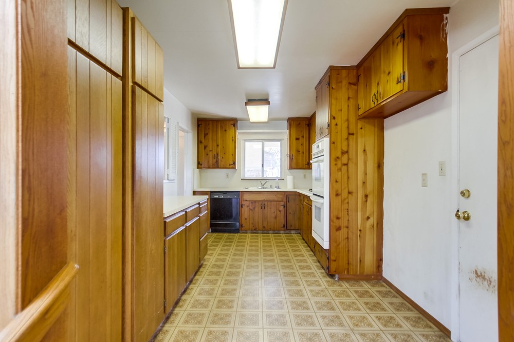 Virtual tour photo 12 of 28 for 8080 Gowdy Ave