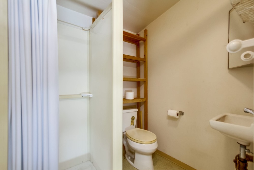 Virtual tour photo 16 of 28 for 8080 Gowdy Ave