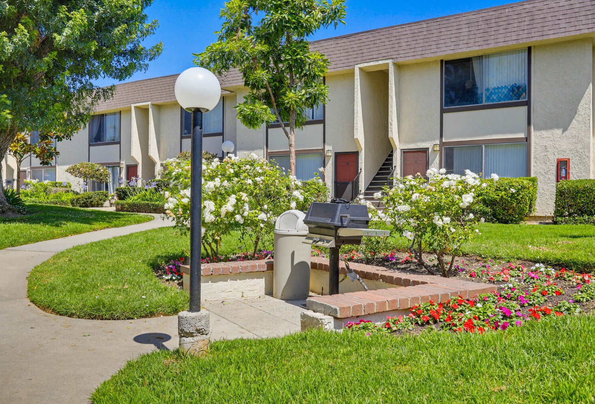 Virtual tour photo 10 of 99 for 8081 Holland Dr