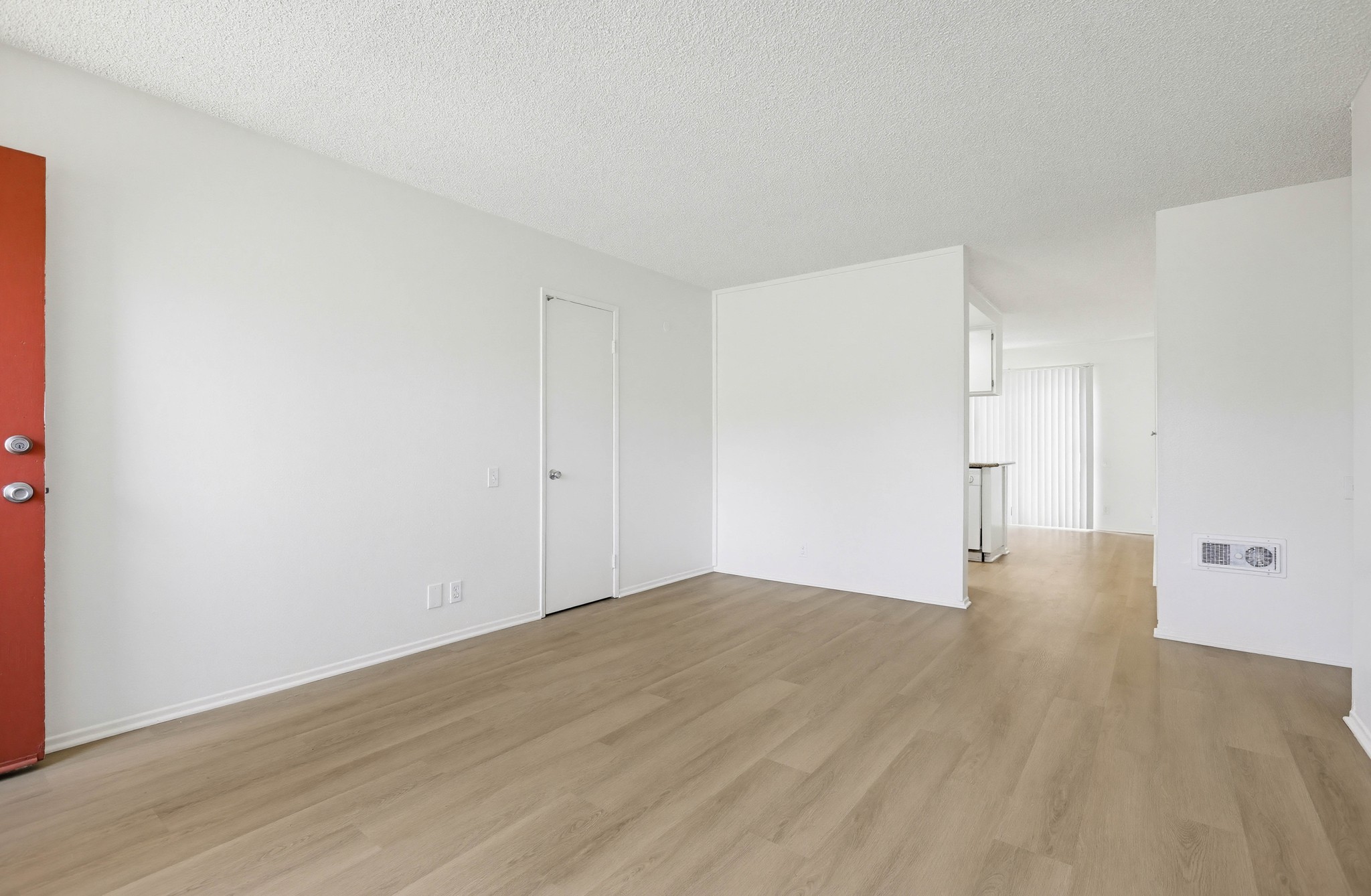 Virtual tour photo 14 of 99 for 8081 Holland Dr