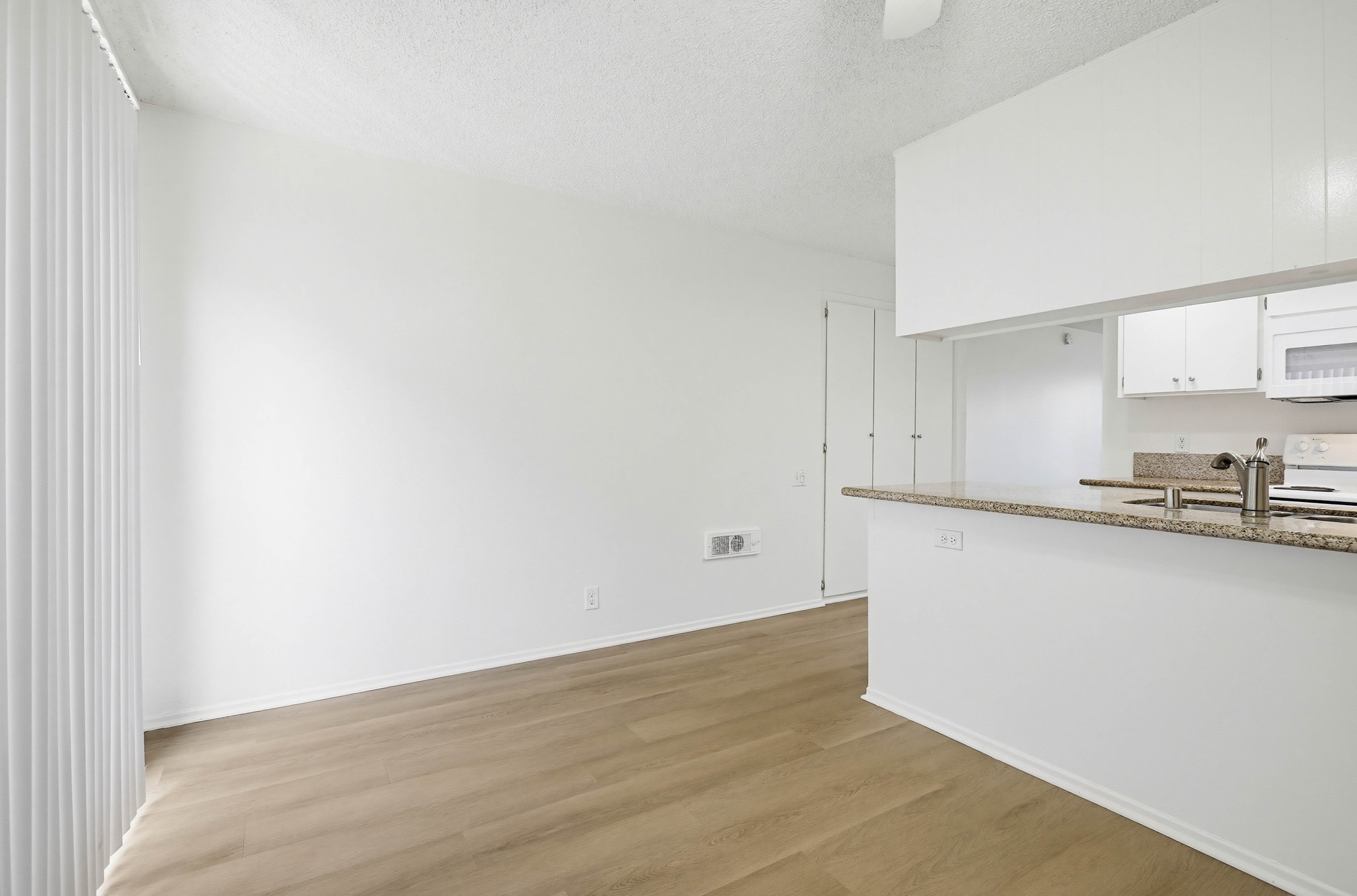 Virtual tour photo 19 of 99 for 8081 Holland Dr