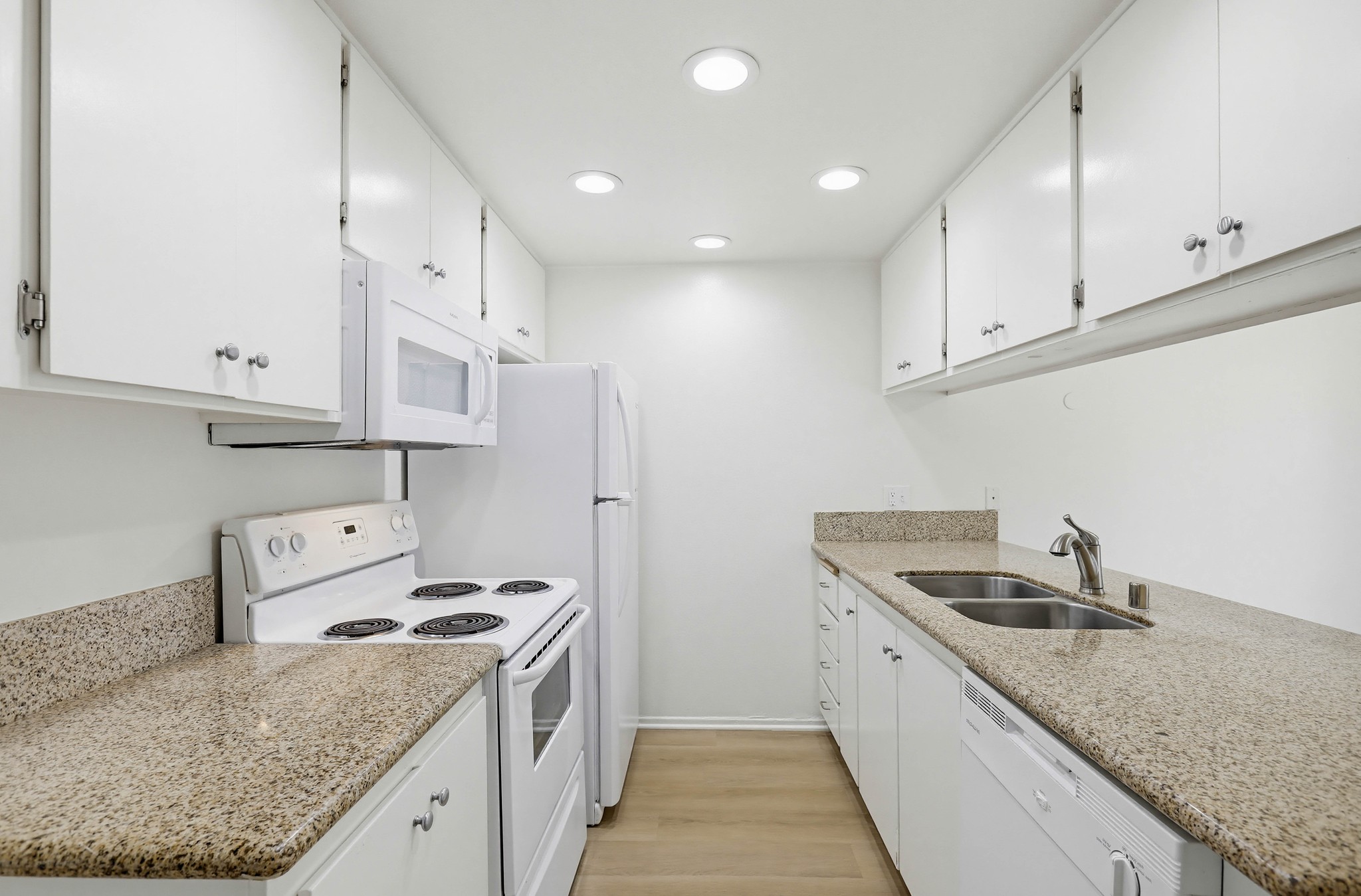 Virtual tour photo 27 of 99 for 8081 Holland Dr