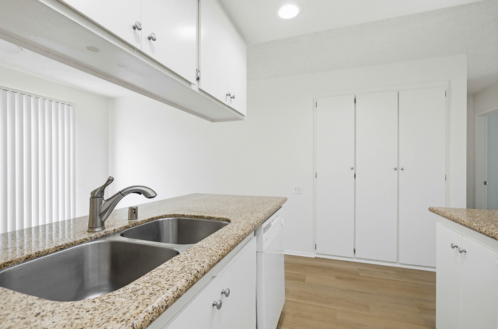 Virtual tour photo 30 of 99 for 8081 Holland Dr