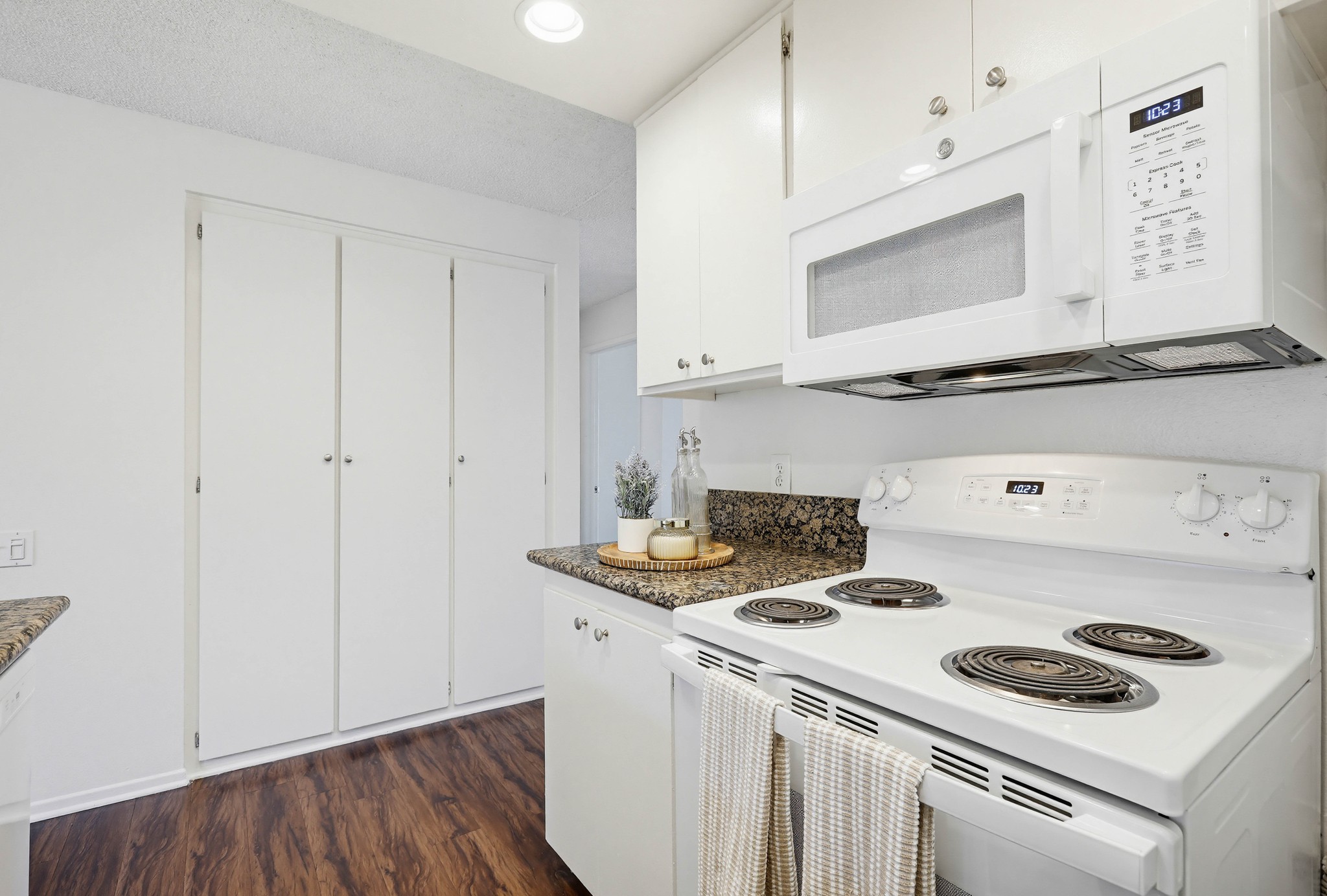 Virtual tour photo 56 of 99 for 8081 Holland Dr