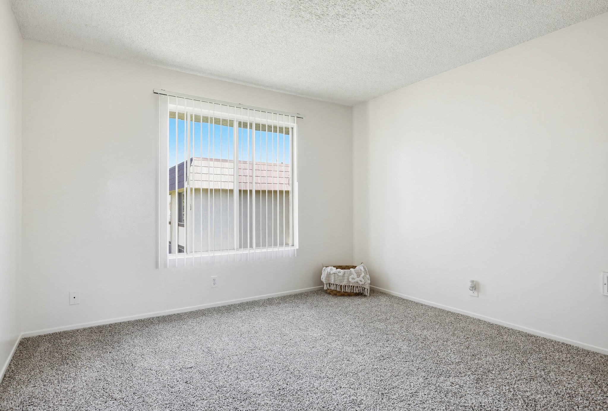 Virtual tour photo 64 of 99 for 8081 Holland Dr