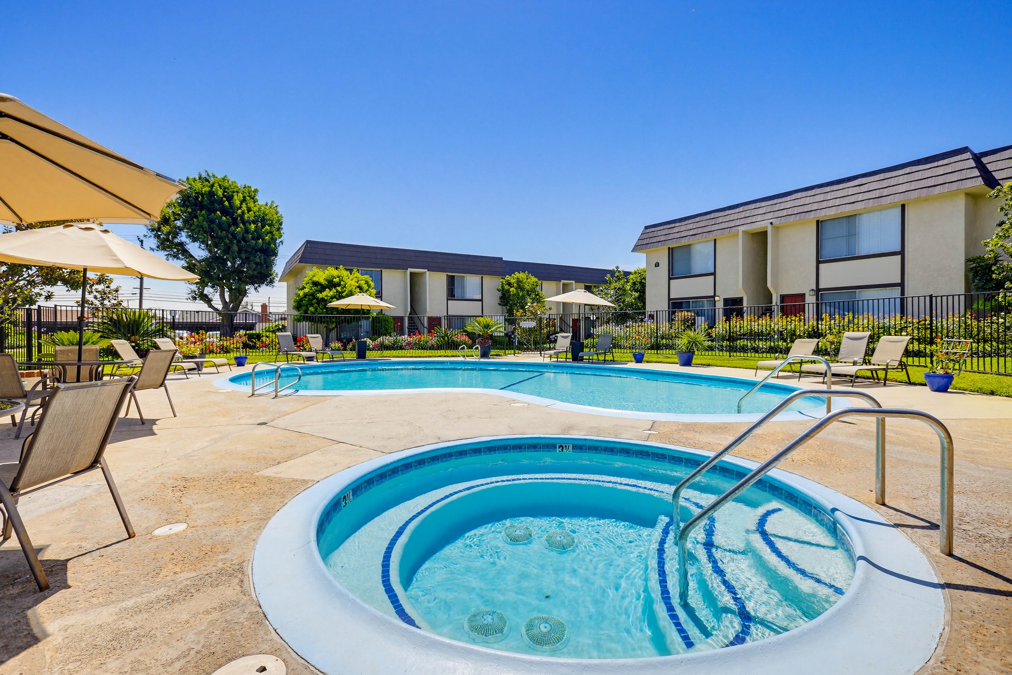 Virtual tour photo 88 of 99 for 8081 Holland Dr