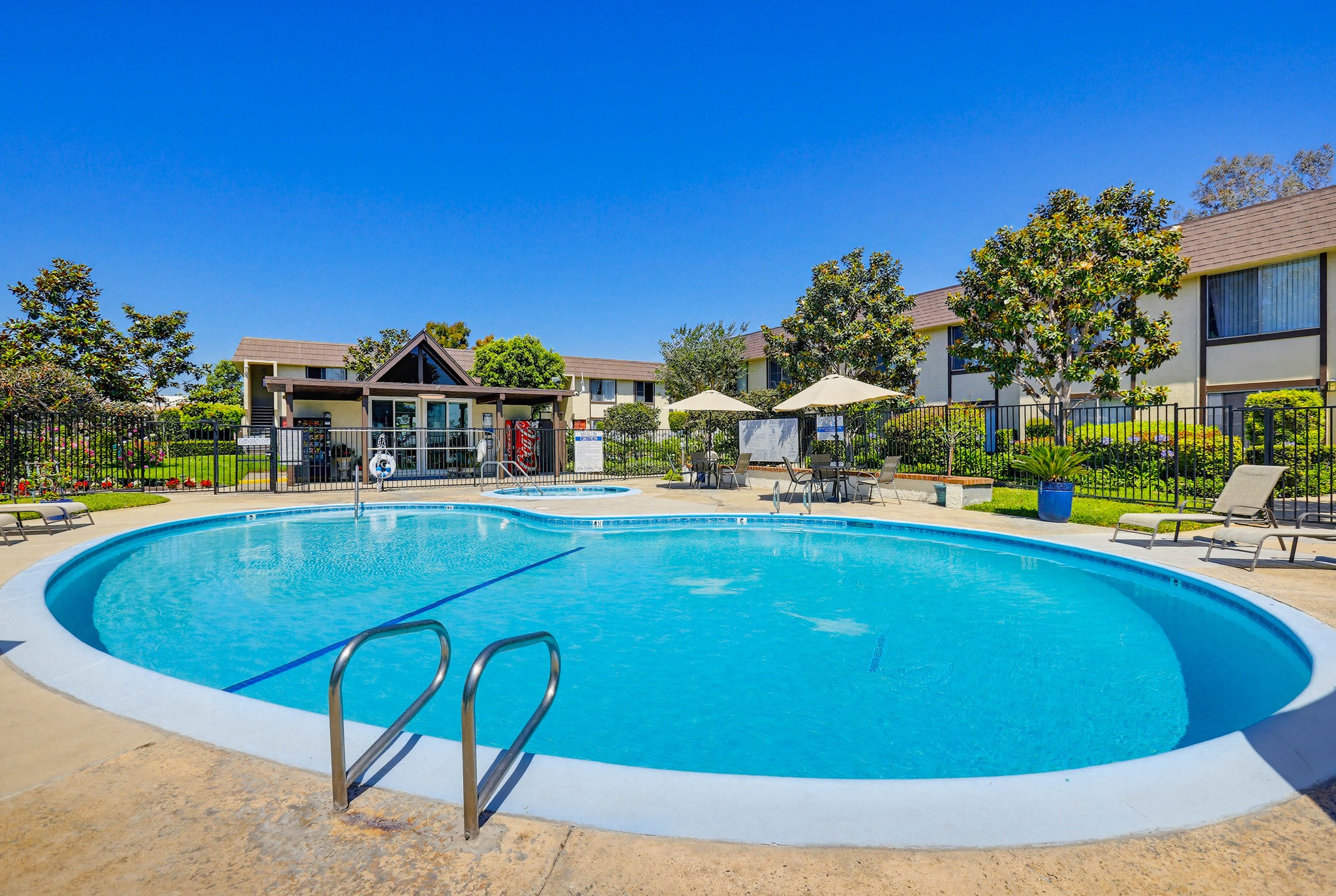 Virtual tour photo 90 of 99 for 8081 Holland Dr
