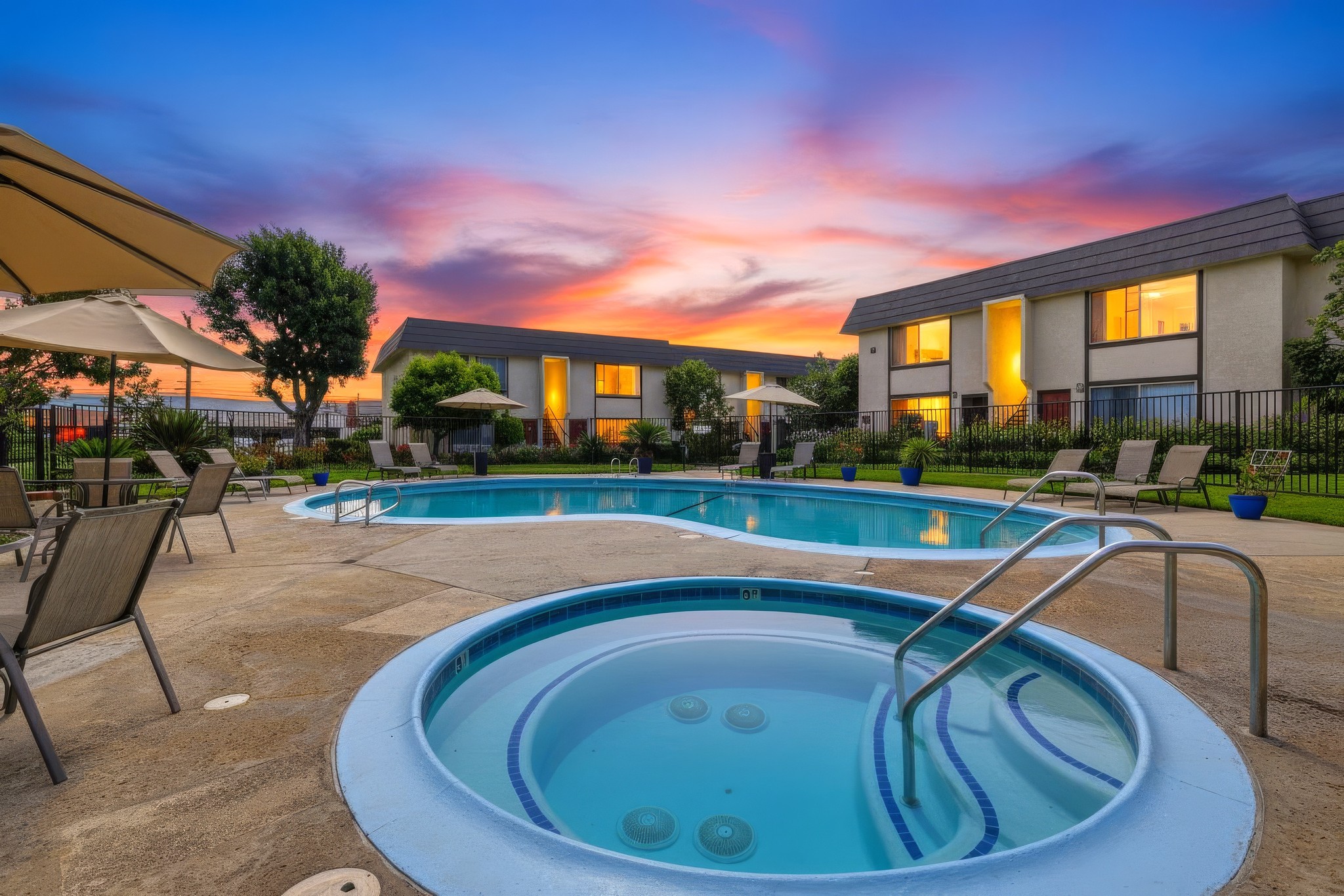 Virtual tour photo 100 of 99 for 8081 Holland Dr