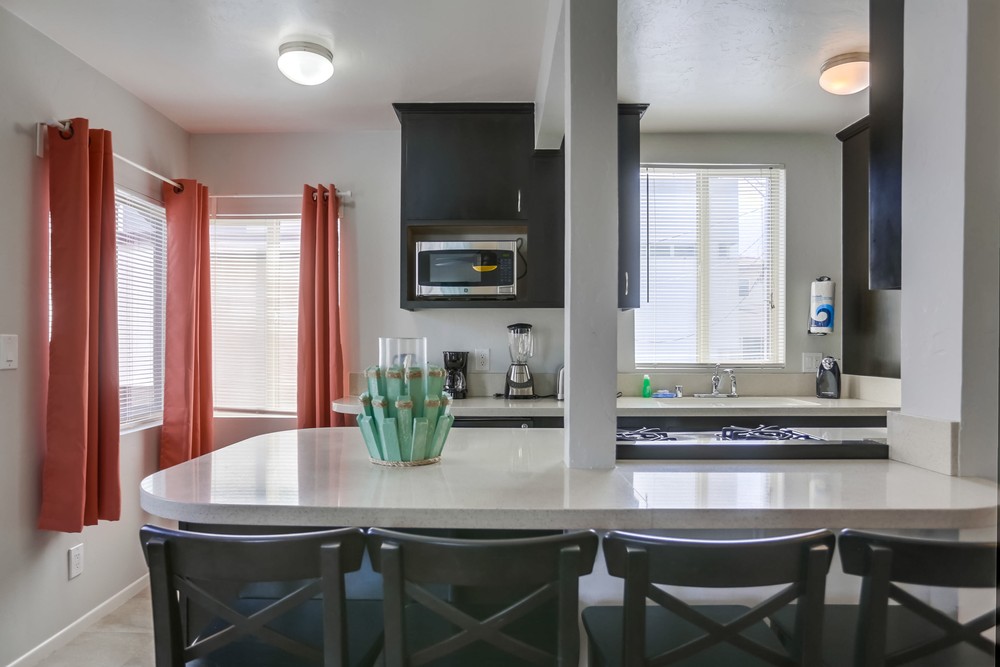 Virtual tour photo 14 of 28 for 809 Manhattan Ct