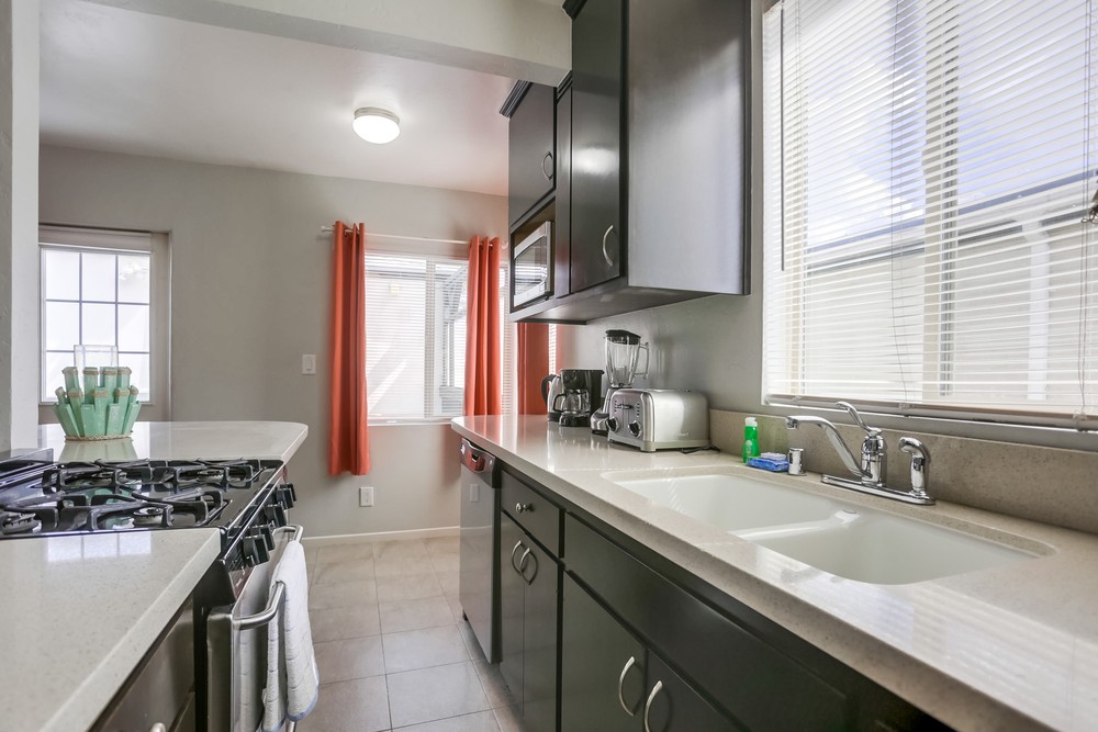 Virtual tour photo 19 of 28 for 809 Manhattan Ct