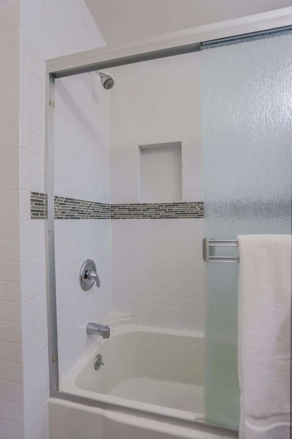 Virtual tour photo 28 of 28 for 809 Manhattan Ct