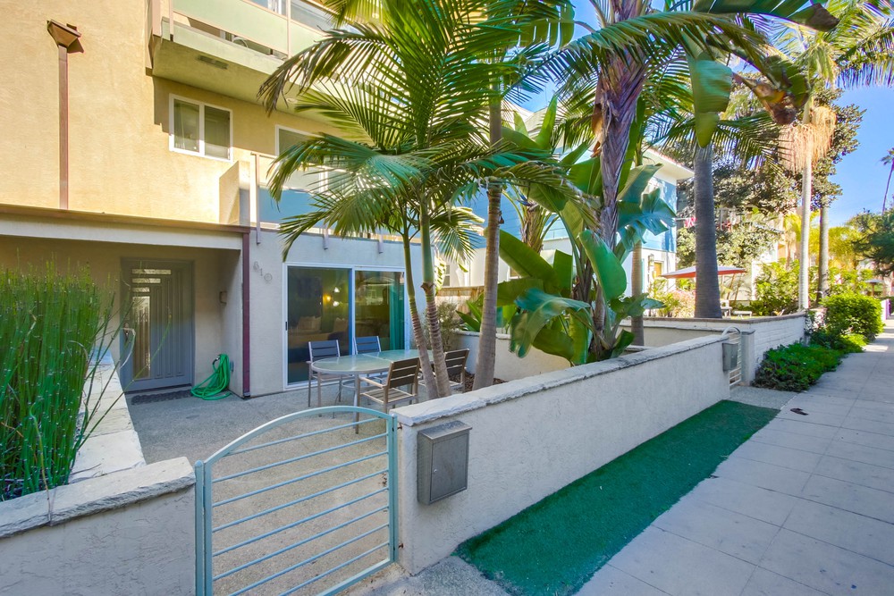 Virtual tour photo 1 of 42 for 810 Ensenada Ct