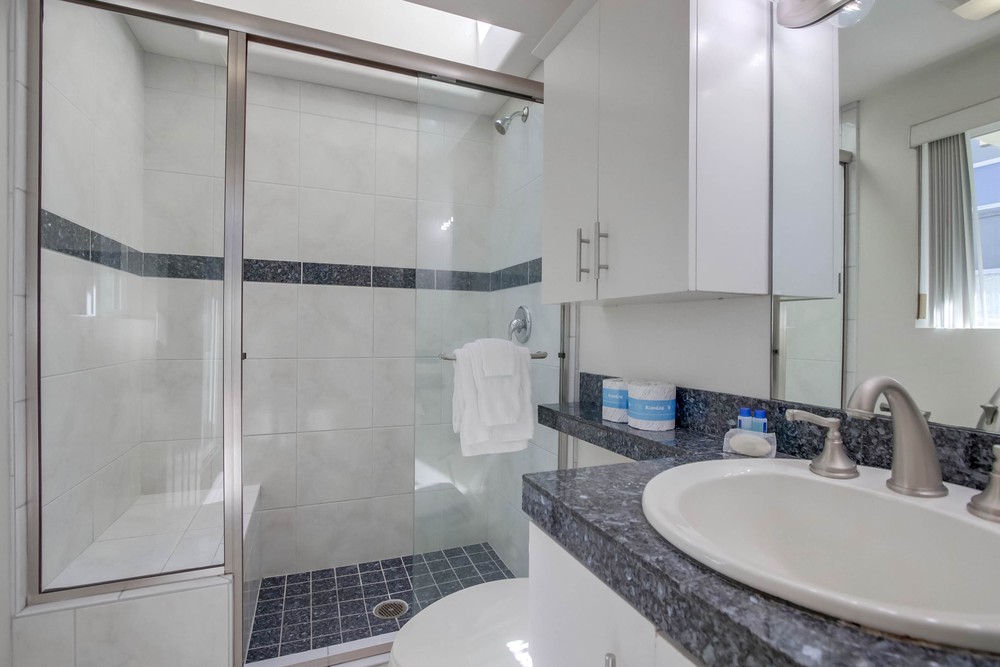 Virtual tour photo 23 of 42 for 810 Ensenada Ct