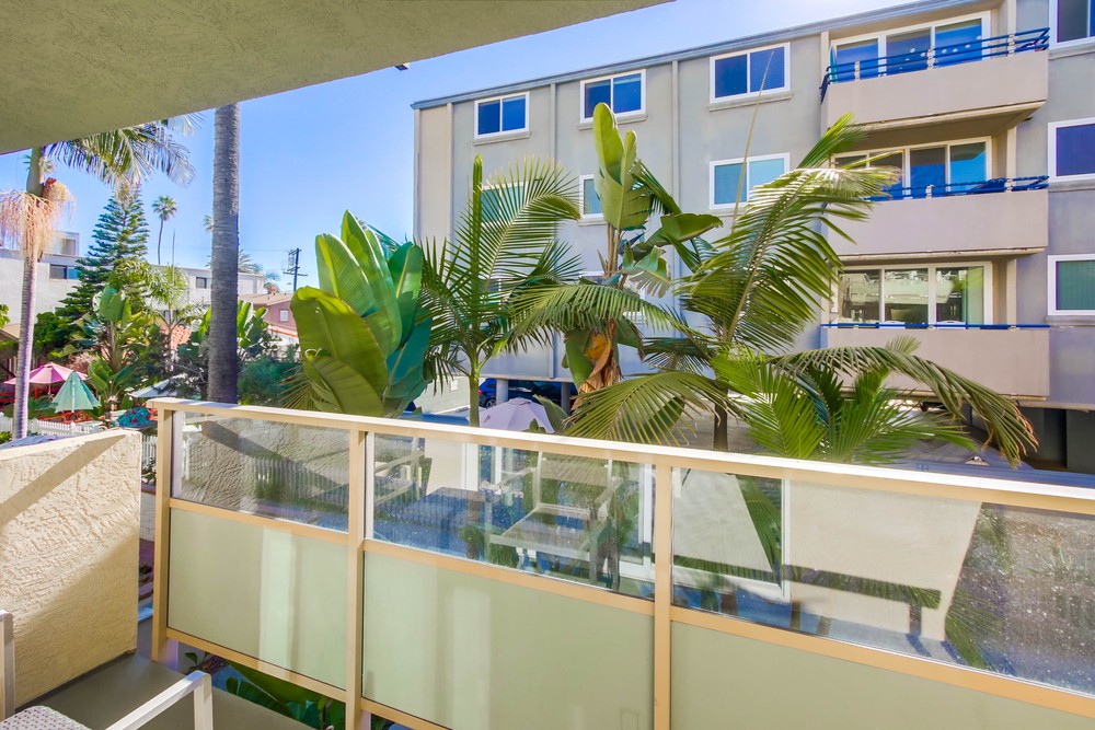 Virtual tour photo 25 of 42 for 810 Ensenada Ct