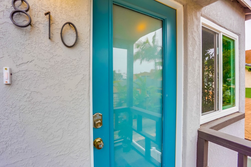 Virtual tour photo 3 of 27 for 810 Island Ct