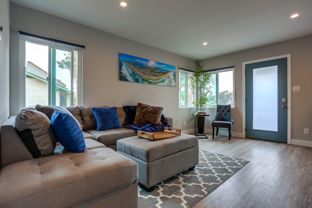 Virtual tour photo 5 of 27 for 810 Island Ct