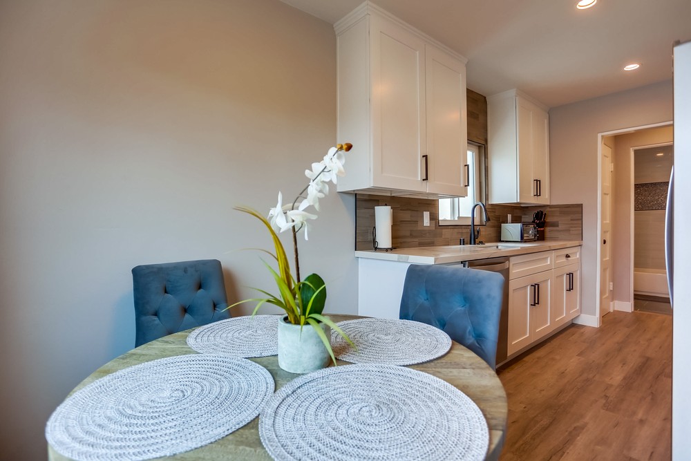 Virtual tour photo 11 of 27 for 810 Island Ct