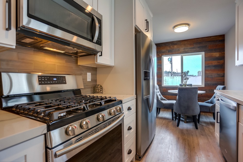 Virtual tour photo 17 of 27 for 810 Island Ct
