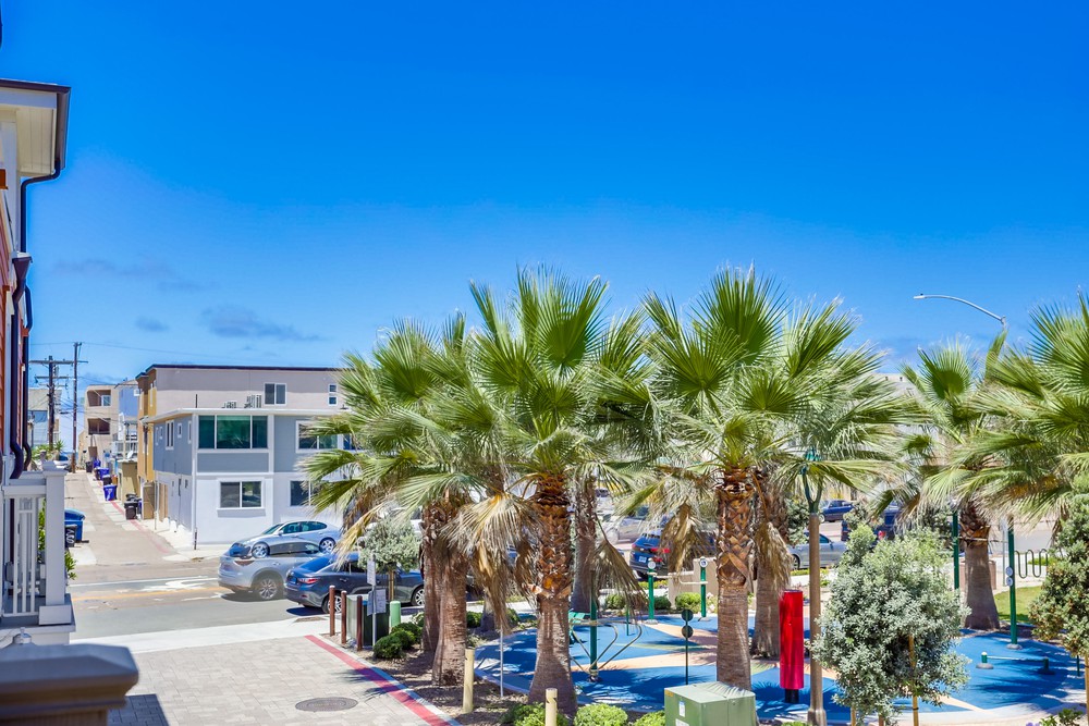 Virtual tour photo 32 of 38 for 810 Santa Barbara Pl