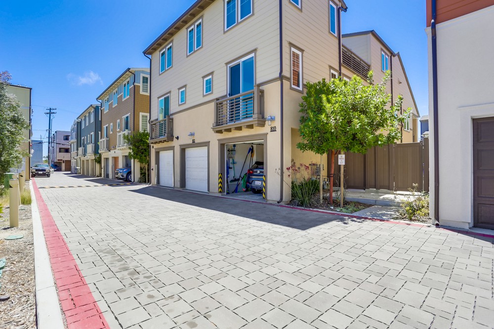 Virtual tour photo 39 of 38 for 810 Santa Barbara Pl