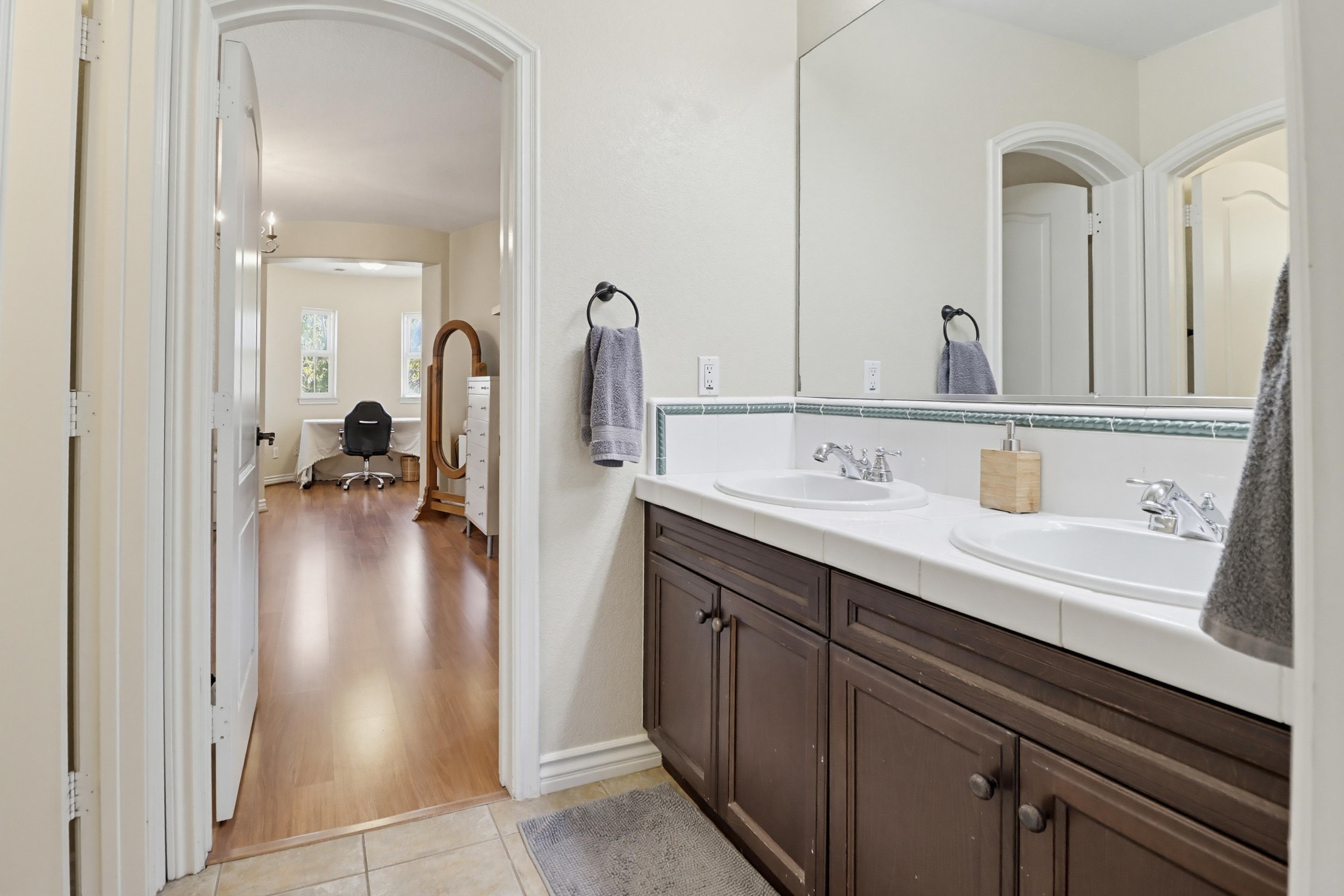 Virtual tour photo 45 of 63 for 810 Scenic Terrace Pl