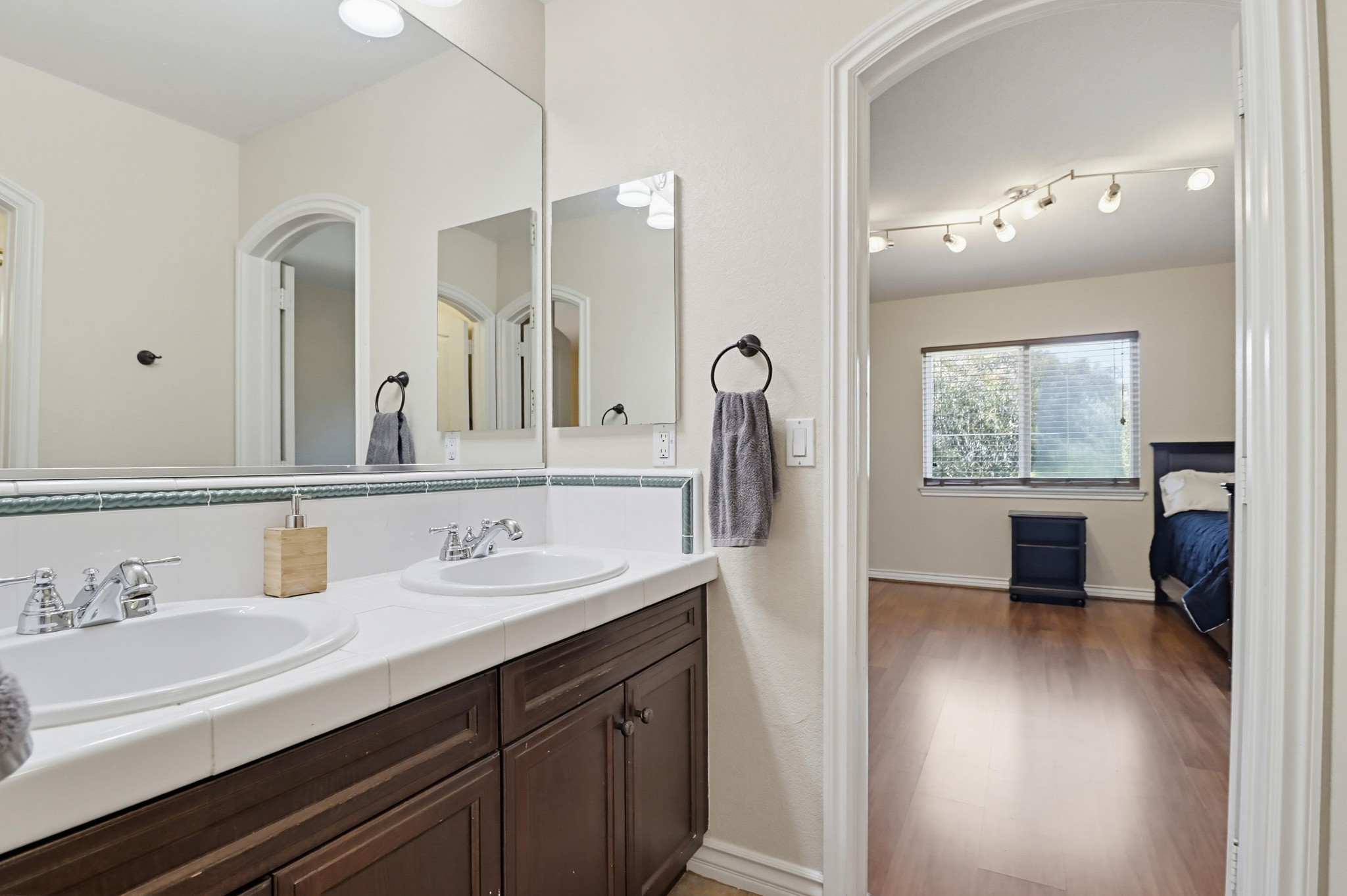 Virtual tour photo 46 of 63 for 810 Scenic Terrace Pl