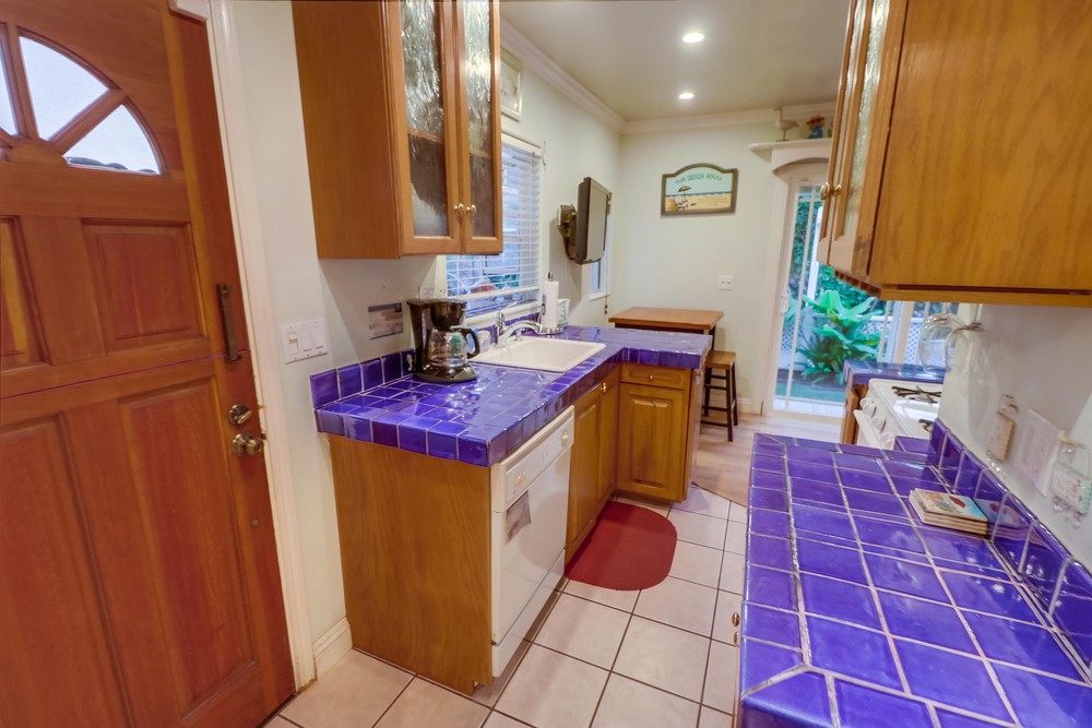 Virtual tour photo 25 of 42 for 810 Vanitie Ct