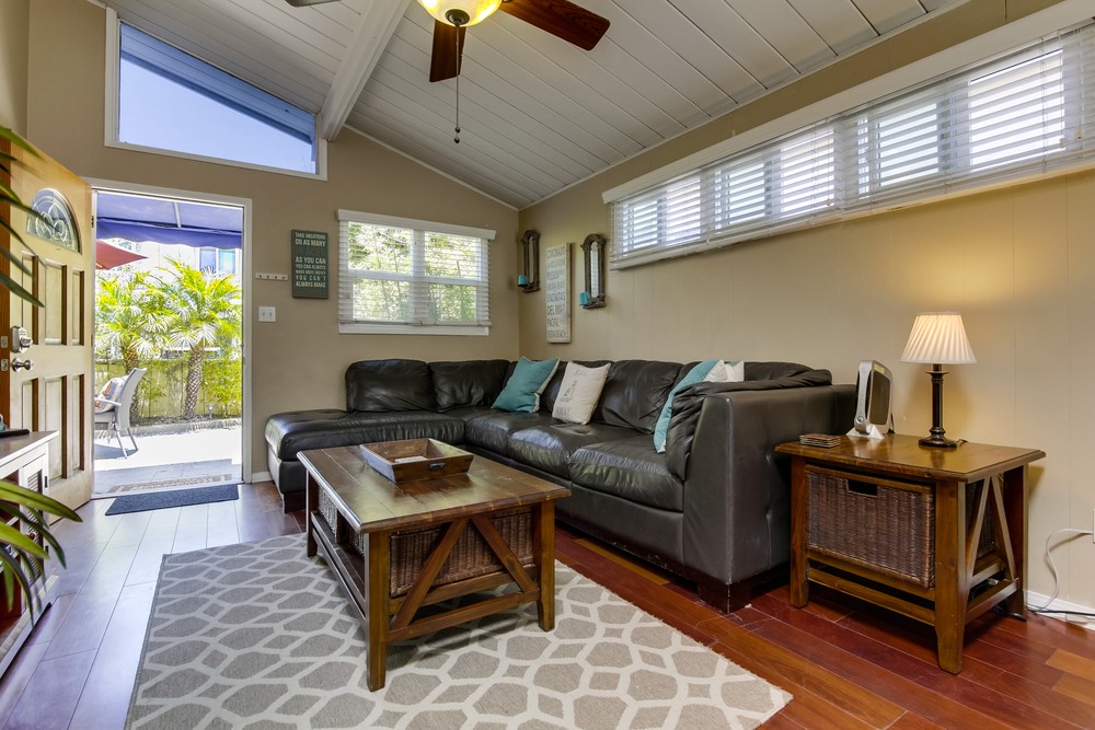Virtual tour photo 13 of 46 for 811 Cohasset Ct