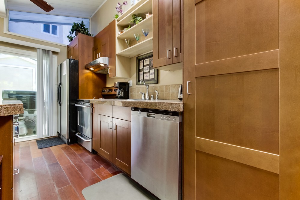 Virtual tour photo 16 of 46 for 811 Cohasset Ct